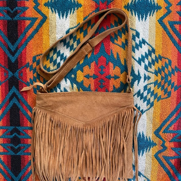 Brown/ tan suede fringe crossbody purse - Picture 2 of 6